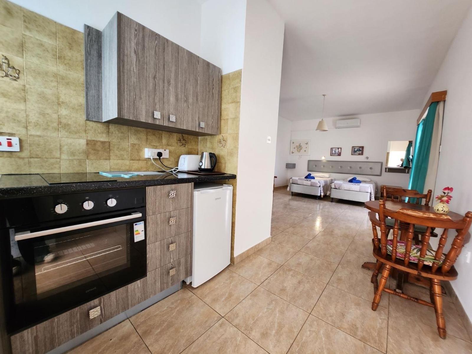Florence Hotel Apartments Ayia Napa Exterior photo
