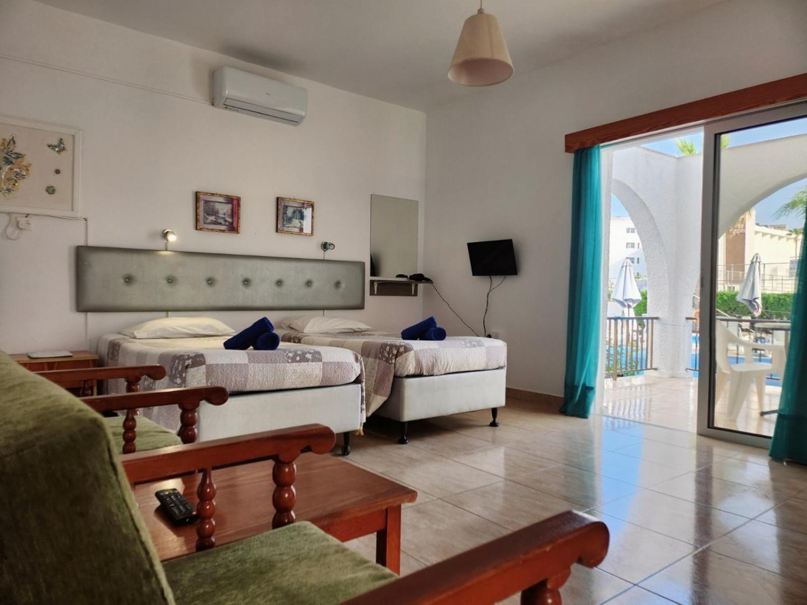 Florence Hotel Apartments Ayia Napa Exterior photo