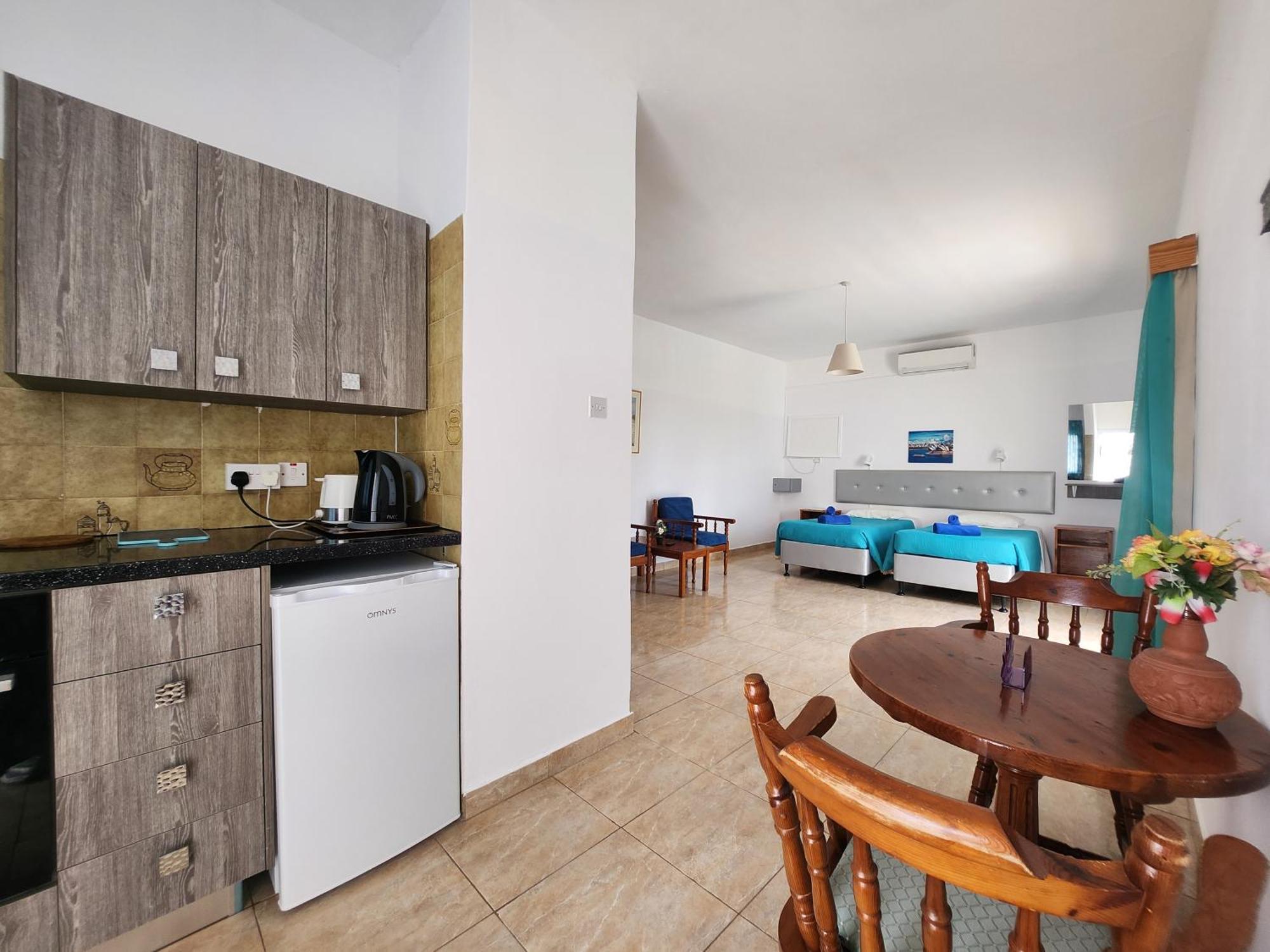 Florence Hotel Apartments Ayia Napa Room photo