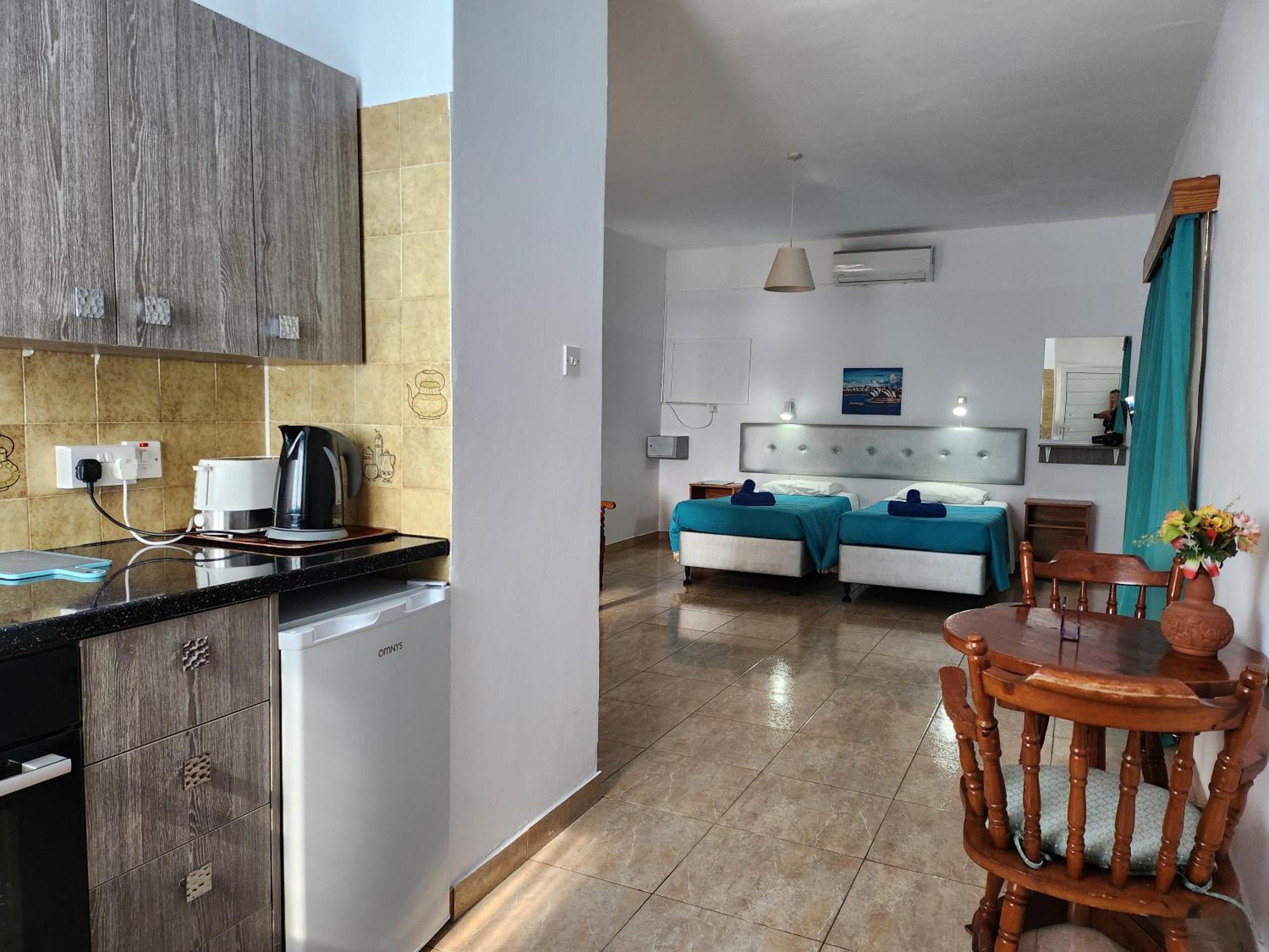 Florence Hotel Apartments Ayia Napa Room photo